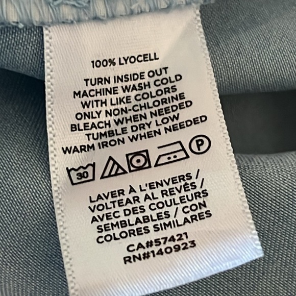 Ann Taylor LOFT Lyocell wide leg Crop Pants Size Large Petite - Picture 7 of 7